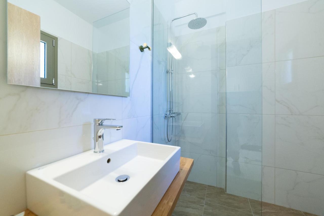 Sky View Suites Kefalonia Vovikes Luaran gambar