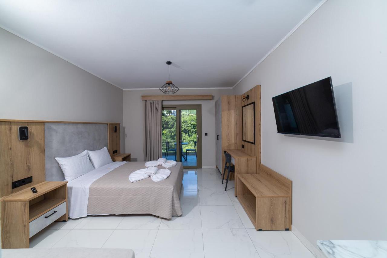 Sky View Suites Kefalonia Vovikes Luaran gambar