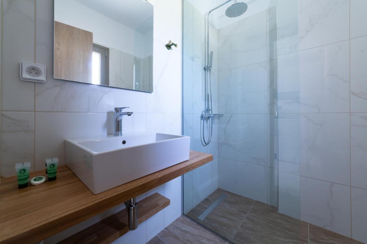Sky View Suites Kefalonia Vovikes Luaran gambar