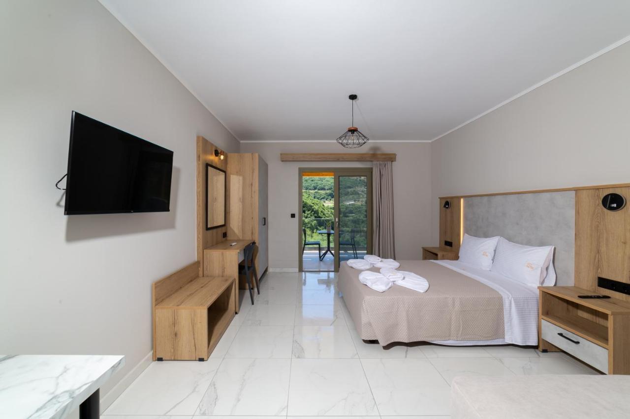 Sky View Suites Kefalonia Vovikes Luaran gambar