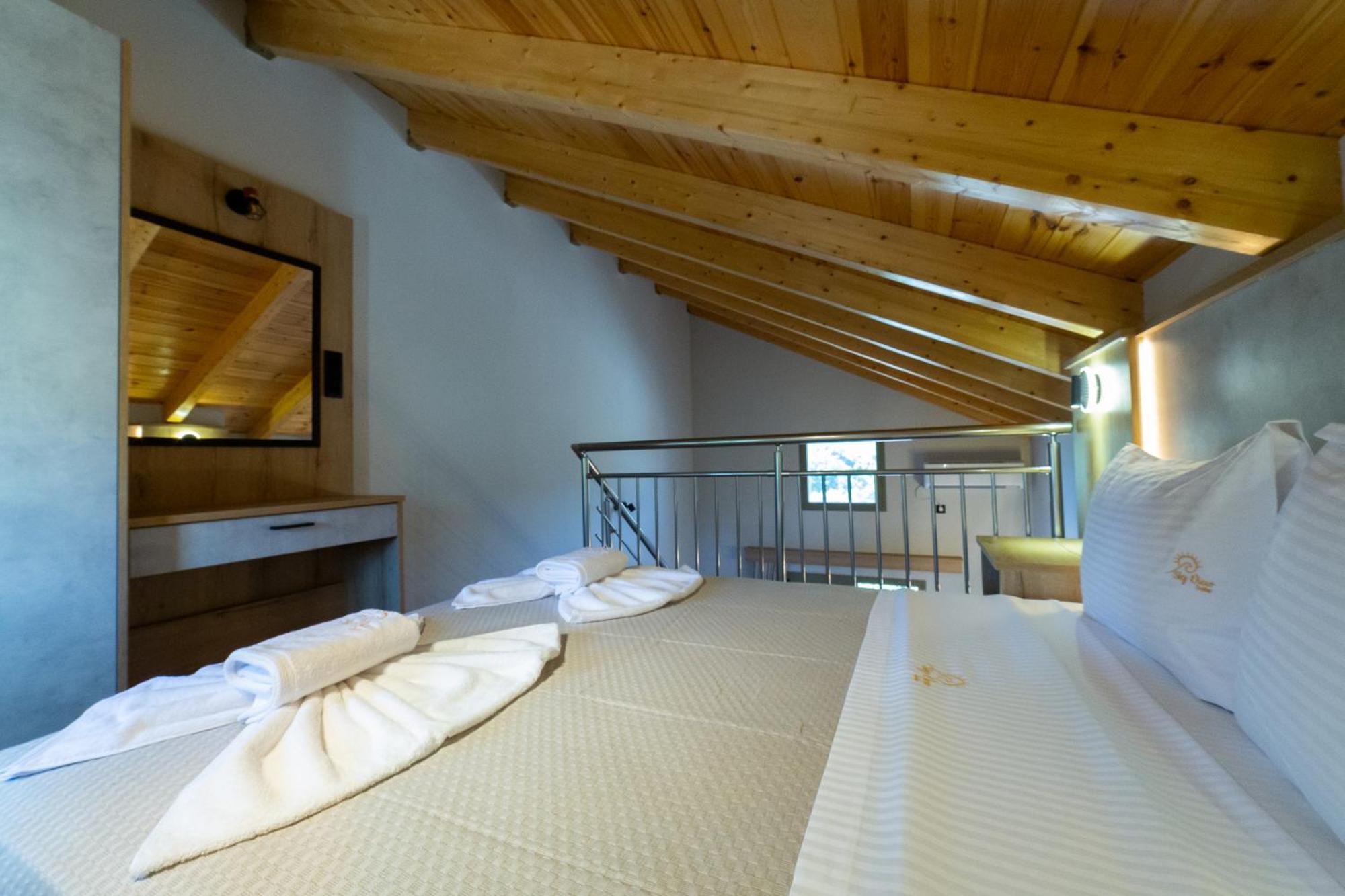 Sky View Suites Kefalonia Vovikes Luaran gambar
